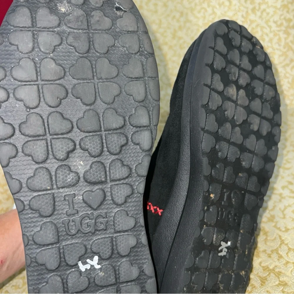 UGG Black Ankle Boots with Red Stitching winter stylish - Picture 6 of 6